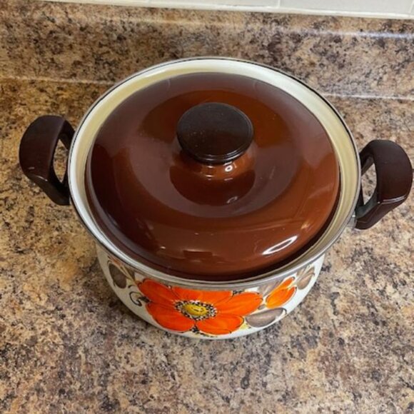 Japanese enamelled Sanko pot with heavy bottom – 4 quarts - Picture 2 of 8